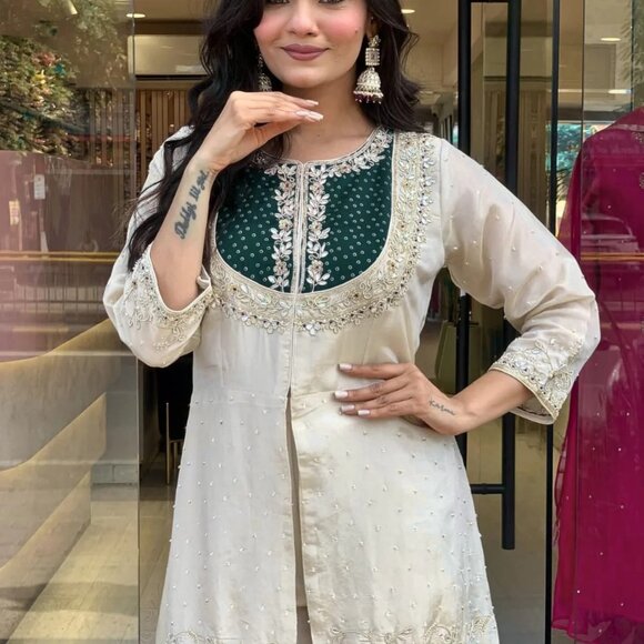 Kurti Set - Picture 3 of 14